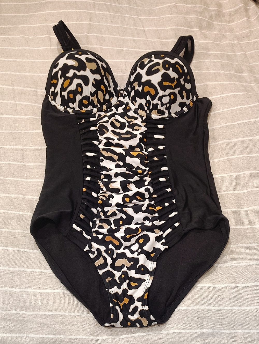 Swimsuits For All Black One-Piece Swimsuit with Gold Accent